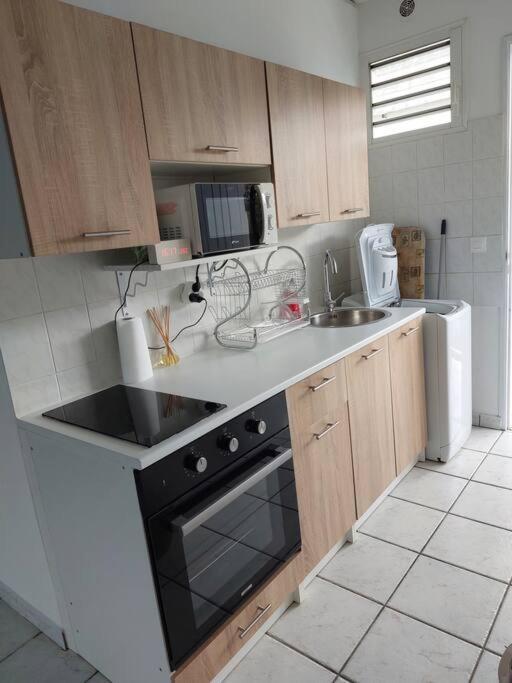 Le Ti Papangue Apartment Saint Pierre Luaran gambar